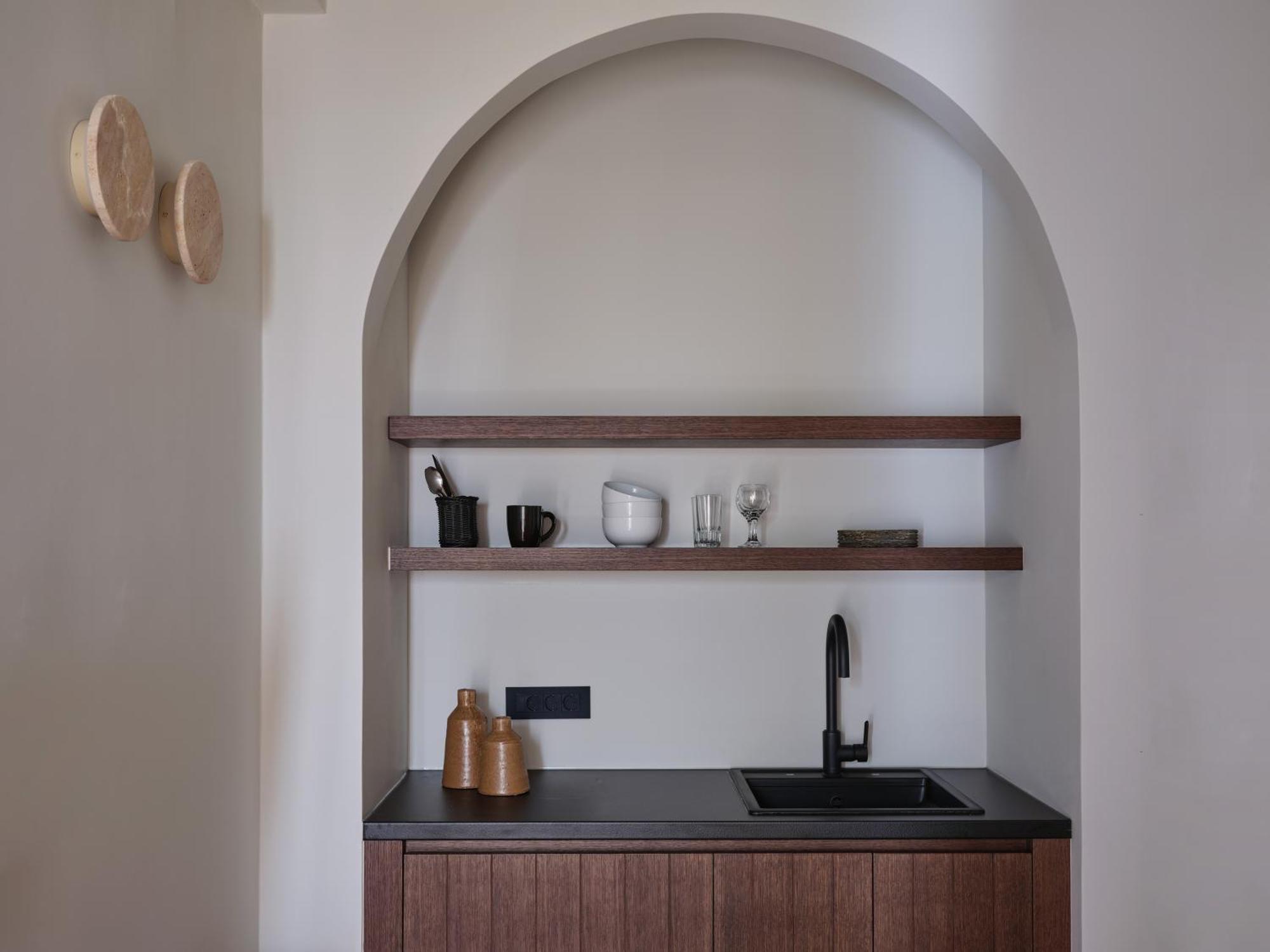 Loizos Stylish Residences Фира Екстериор снимка